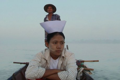 Eine Hebamme in Myanmar - Aus dem Leben einer Hebamme auf dem Lande in Myanmar 
