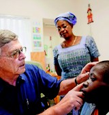 Aidspionier als Retter in Afrika